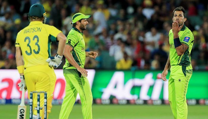 Wahab Riaz teases Shane Watson.