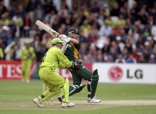 Lance Klusener and Moin Khan set this match alight.