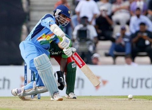 Sourav Ganguly's 90 against Kenya in 2004 is the highest individual score by an Indian player at the Rose Bowl Cricket Ground.