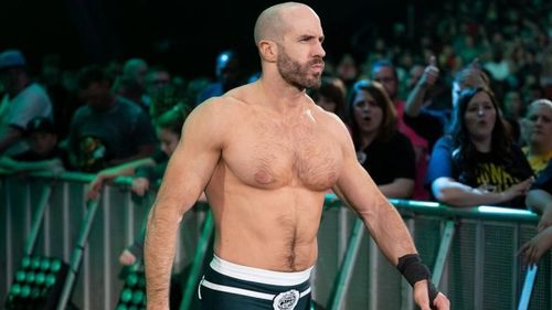 Cesaro defeated Ricochet on RAW tonight