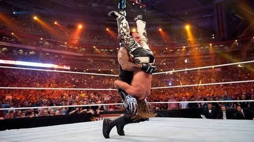 Undertaker's signature Tombstone Piledriver