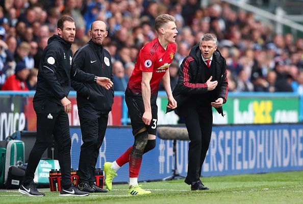 Huddersfield Town v Manchester United - Premier League