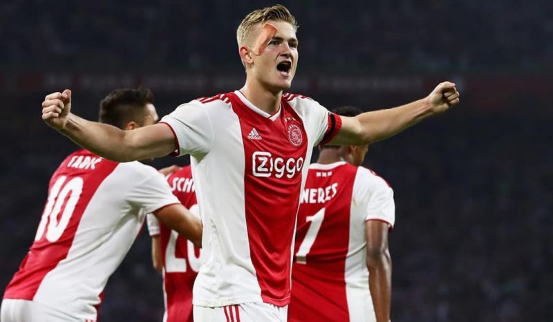 Matthijs de Ligt has exemplary leadership skills given his age.