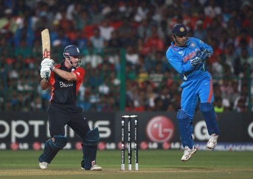 Captainâs innings by Andrew Strauss eclipsed Tendulkarâs splendid hundred