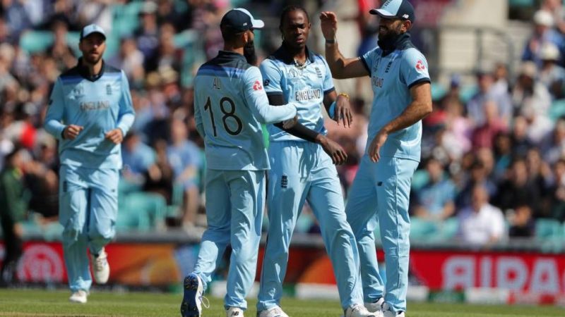 Jofra Archer gets a pat on the back from team-mates. (Image Courtesy: BBC)