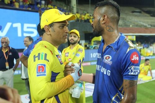 MS Dhoni and Hardik Pandya (Image courtesy: IPLT20/BCCI)