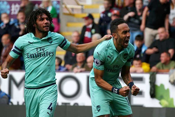 Mohamed Elneny (left)