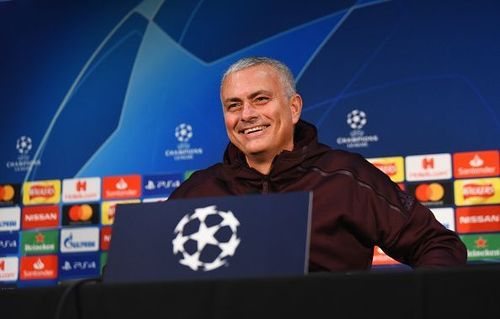 Manchester United Training and Press Conference