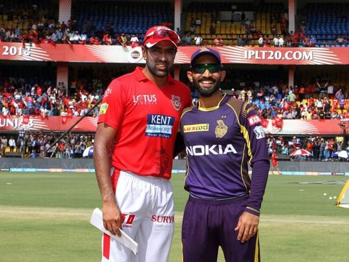 Ravichandran Ashwin and Dinesh Karthik (image credits: iplt20.com)