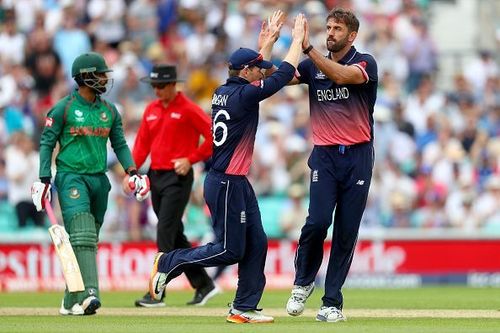 England v Bangladesh - ICC Champions Trophy : News Photo