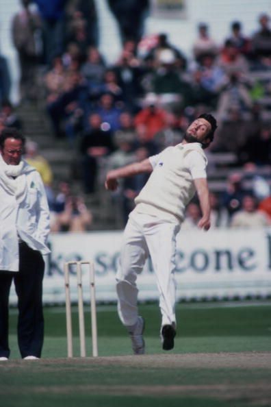 Mike Hendrick moved the ball around disconcertingly to wreck the Pakistani top-order.