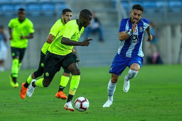 Nicolas Pepe (left)