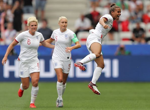 Nikita Parris&#039;s understanding on the right flank with Lucy Bronze will be key to any England success