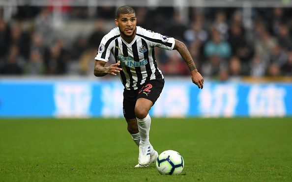 Newcastle United v Crystal Palace - Premier League