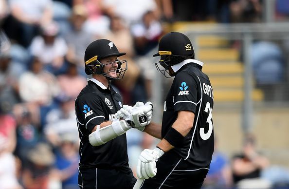 Colin Munro and Martin Guptill celebrate their 100-run partnership v Sri Lanka