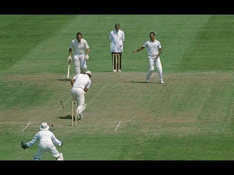 India beat England by 6 wickets in the 1983 World Cup Semi-Finals