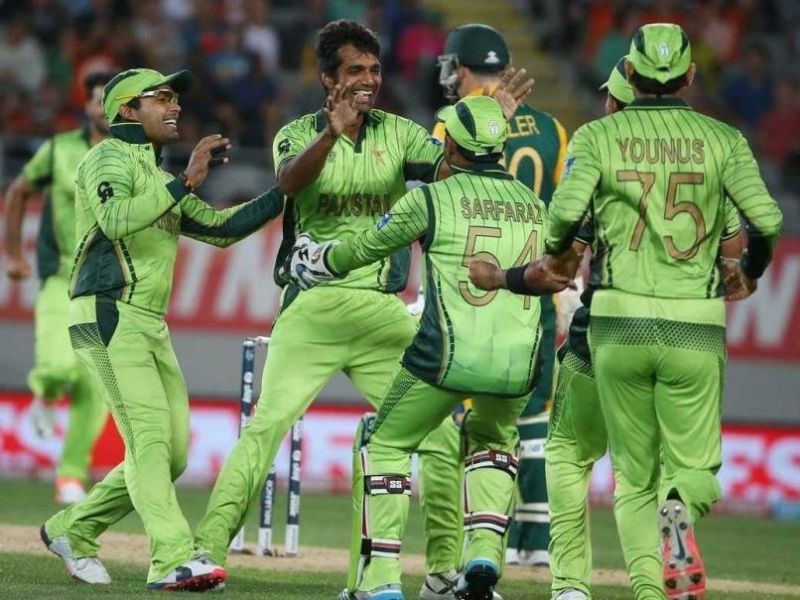 Pakistani team celebrating David Miller's wicket.