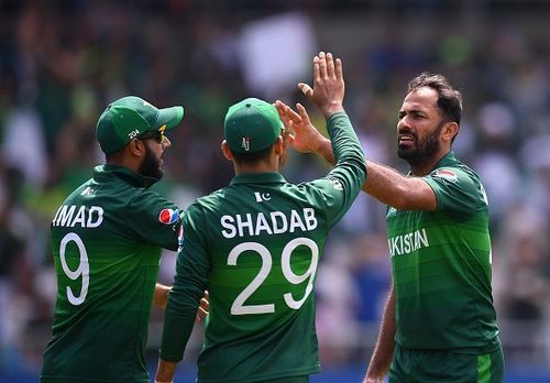 Pakistan players celebrating a wicket