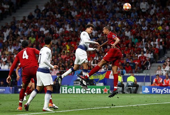 Tottenham&#039;s Alli leaps over LFC defender Matip in UCL Final