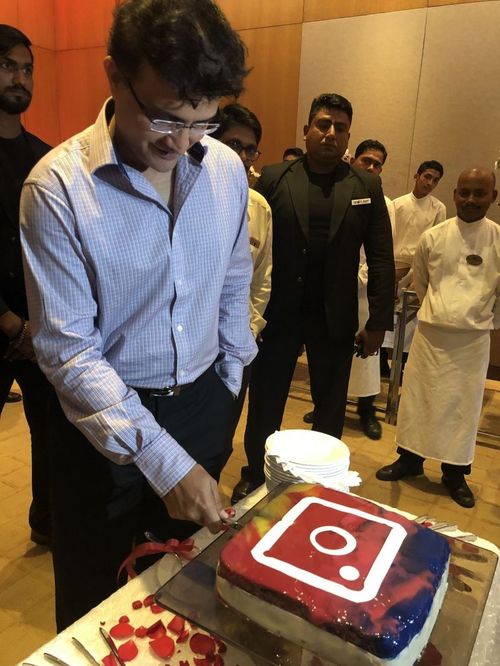 Sourav Ganguly cutting his birthday cake as he turns 47 and adds another 'innings' to his name