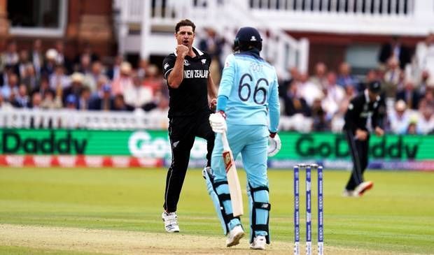 de Grandhomme gave England a crucial blow in form of Joe Root