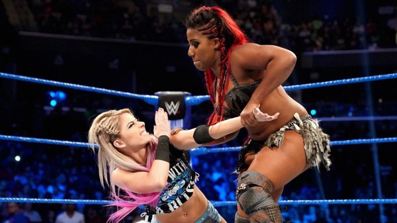 SmackDown Live has relied heavily on Raw superstars in recent weeks