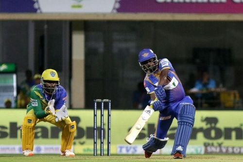 A late cameo by Vasanth Srinivasan S. of the Tuti Patriots saw them post a daunting 155 against the Lyca Kovai Kings in the Sankar Cement TNPL 2019 at NPR college cricket ground, Dindigul.