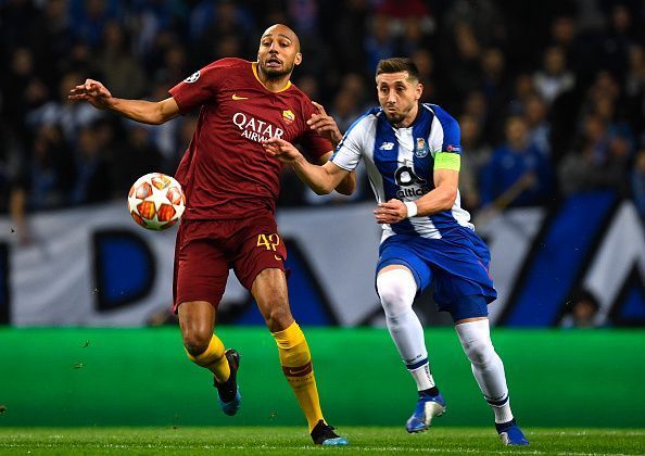 FC Porto v AS Roma - UEFA Champions League Round of 16: Second Leg