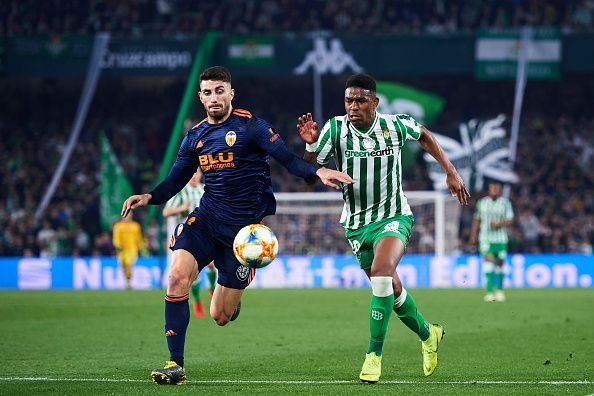 Real Betis Balompie v Valencia - Copa del Rey Semi Final