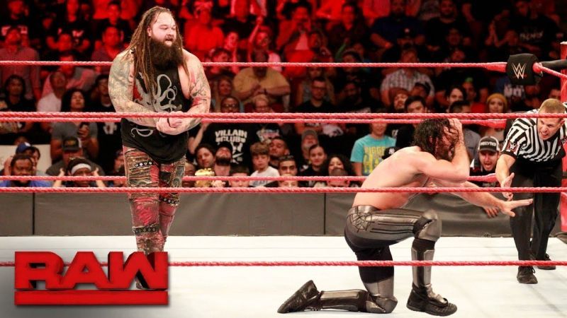 Wyatt vs Rollins