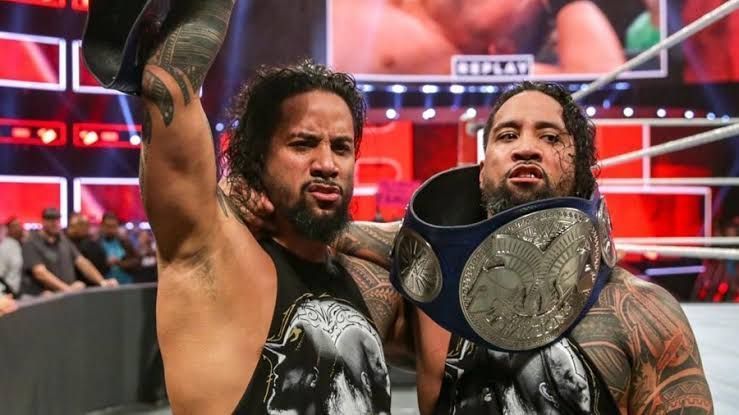 The Usos should win the Raw Tag Team Championships