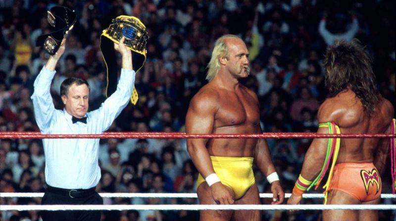 Hulk Hogan faces off with the Ultimate Warrior at Wrestlemania VI