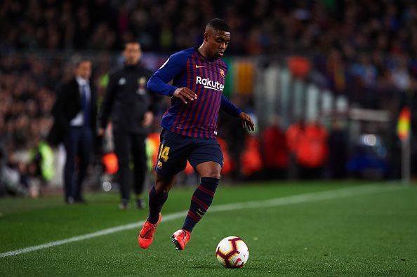 Malcom has found it had to get into the first team of Barcelona.
