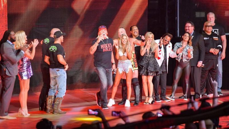 Hulk Hogan, DX, Ric Flair, Stone Cold Steve Austin, and Mick Foley were a few of the legends at RAW Reunion