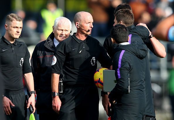 Spurs boss Mauricio Pochettino has a history with Mike Dean, who will take charge of Sunday's game