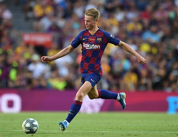 Frenkie de Jong controlled proceedings in the middle