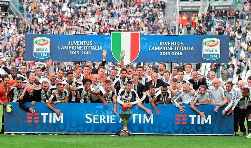 Juventus celebrate their 32nd Serie A title in 2015-16