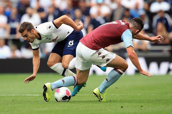 Tottenham Hotspur v Aston Villa - Premier League