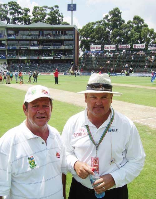 Curator Chris Scott with Umpire Marais Erasmus