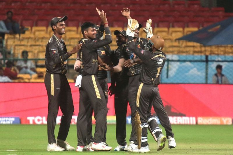 The Shivmogga Lions celebrate the fall of a wicket