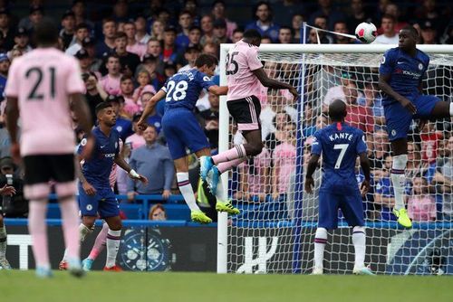 Chelsea drew 1-1 with Leicester City in the Premier League