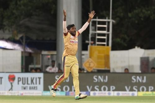 Periyasamy G of Chepauk Super Gillies