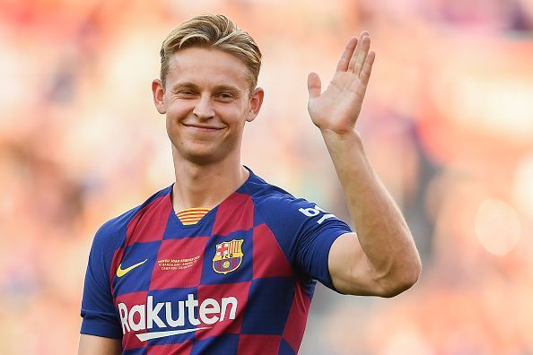 De Jong will expect to be a regular in midfield