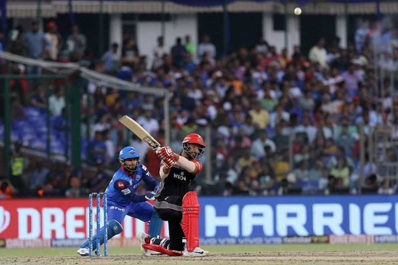 Shivam Dube playing for RCB against Delhi Capitals