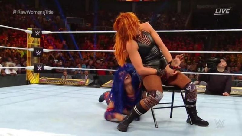 Becky Lynch vs Sasha Banks