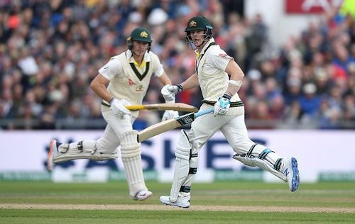 Marnus Labuschagne (L) and Steve Smith