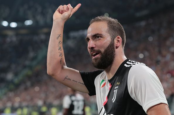 Higua&Atilde;&shy;n showed glimpses of the man Juventus splashed the cash to buy from Napoli