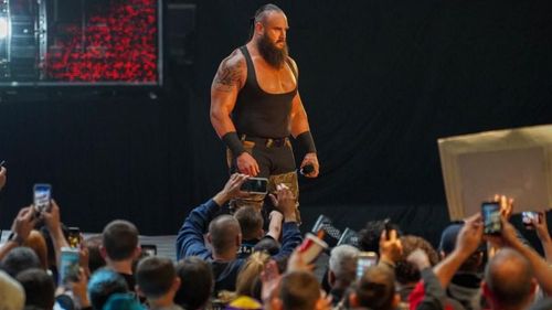 Braun Strowman attacked Dolph Ziggler & Robert Roode on this week's RAW