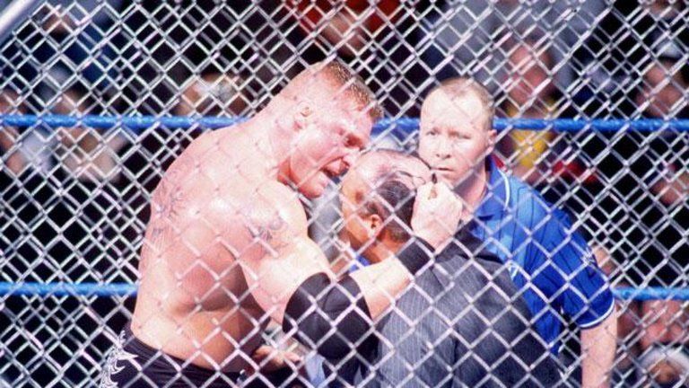 Brock Lesnar finally got a chance to settle his score with Paul Heyman in a Steel Cage match.