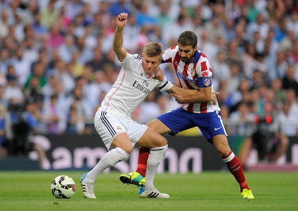 Toni Kroos (left)